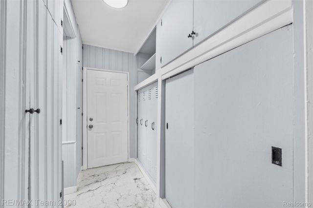 33101 Donnelly Street, Garden City, MI 48135