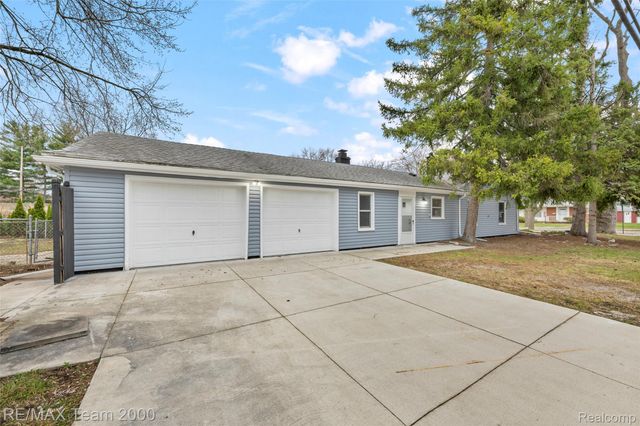 33101 Donnelly Street, Garden City, MI 48135