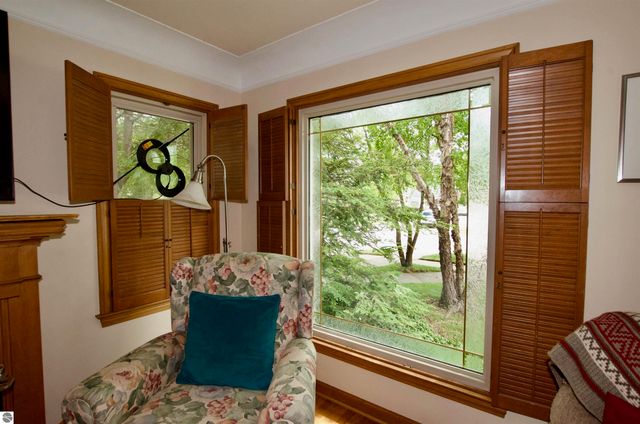 2606 Edgemont, Trenton, MI 48183