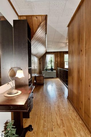 2606 Edgemont, Trenton, MI 48183