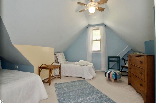 2606 Edgemont, Trenton, MI 48183