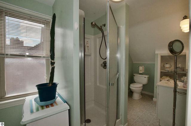 2606 Edgemont, Trenton, MI 48183
