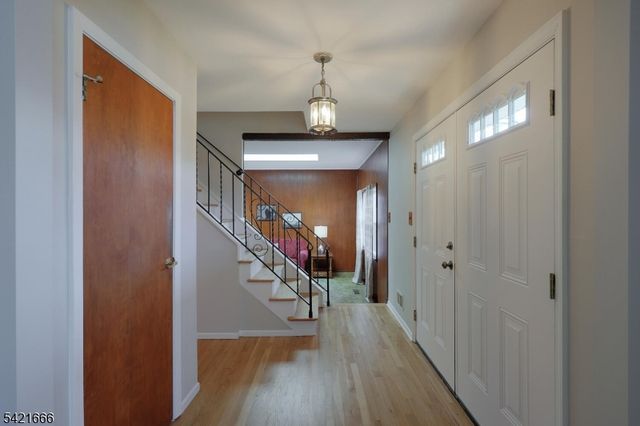 22 Maynard Rd, Franklin Twp., NJ 08873