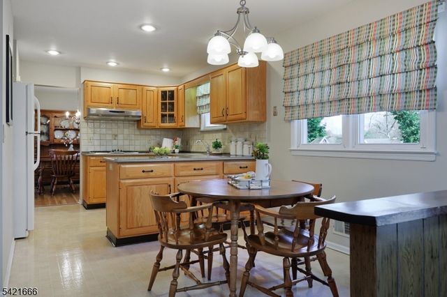 22 Maynard Rd, Franklin Twp., NJ 08873
