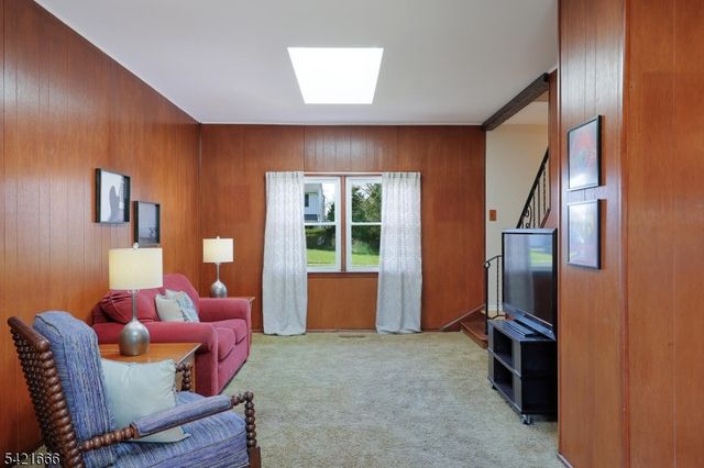 22 Maynard Rd, Franklin Twp., NJ 08873