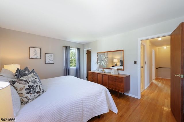 22 Maynard Rd, Franklin Twp., NJ 08873