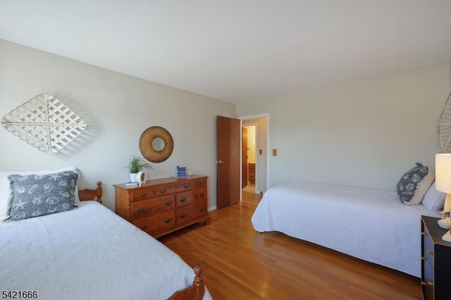 22 Maynard Rd, Franklin Twp., NJ 08873