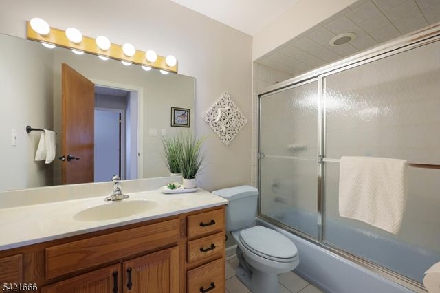 22 Maynard Rd, Franklin Twp., NJ 08873