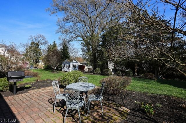 22 Maynard Rd, Franklin Twp., NJ 08873