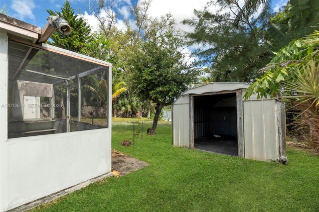 3411 SW 35th St, West Park, FL 33023