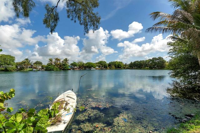 3411 SW 35th St, West Park, FL 33023