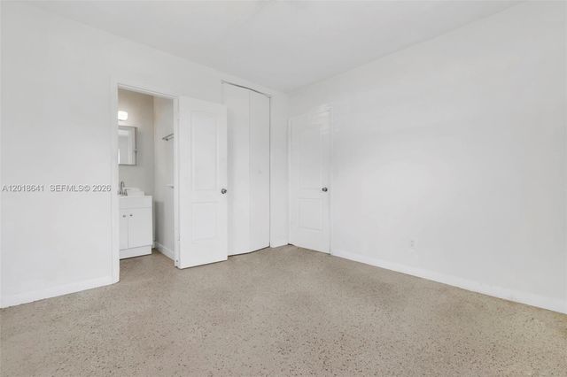 3411 SW 35th St, West Park, FL 33023