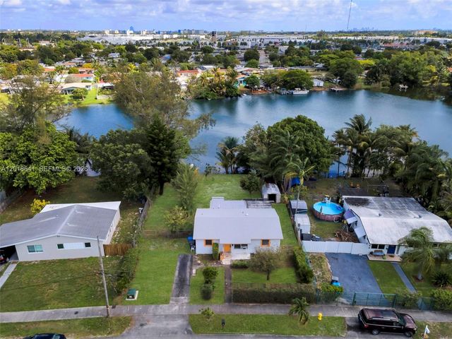 3411 SW 35th St, West Park, FL 33023