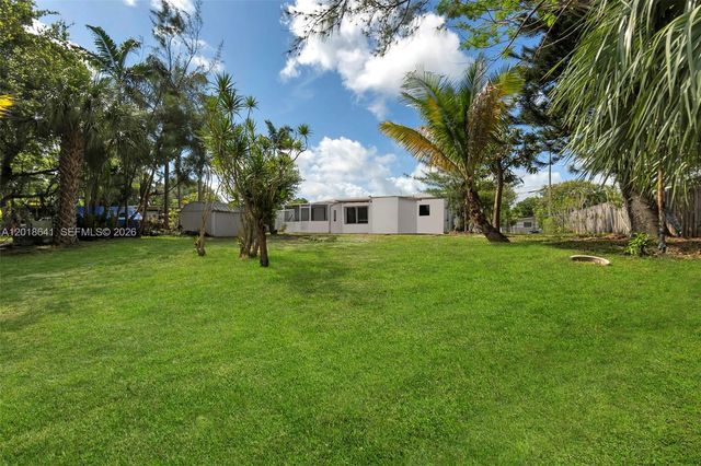3411 SW 35th St, West Park, FL 33023