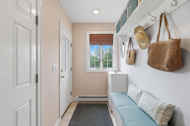 20 Whitehall Road, South Hampton, NH 03827