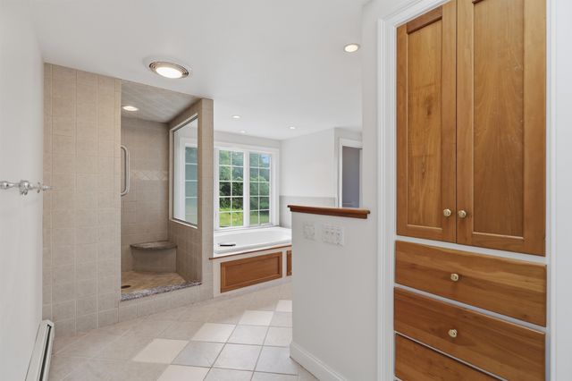 20 Whitehall Road, South Hampton, NH 03827