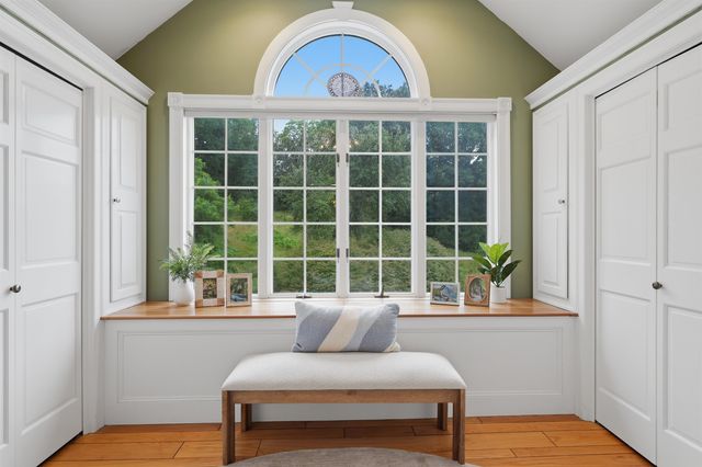 20 Whitehall Road, South Hampton, NH 03827