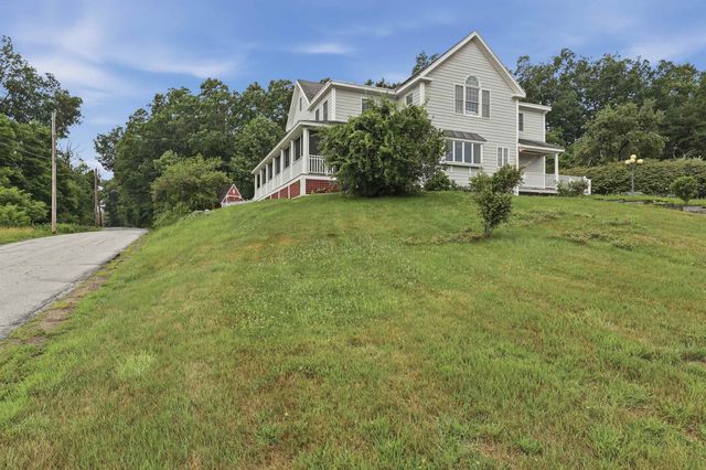 20 Whitehall Road, South Hampton, NH 03827