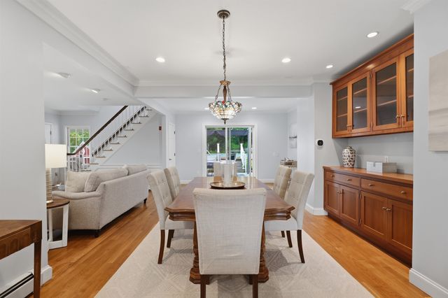 20 Whitehall Road, South Hampton, NH 03827