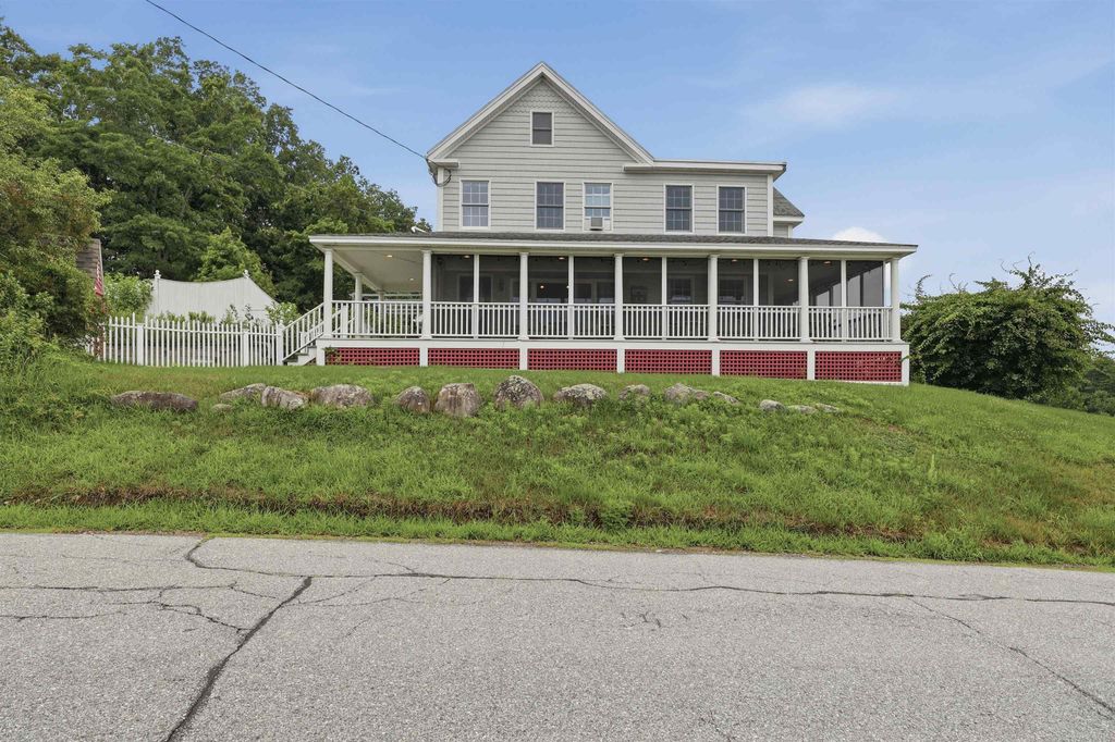 20 Whitehall Road, South Hampton, NH 03827