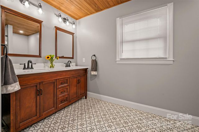 1885 Rock Road, Rutherfordton, NC 28139