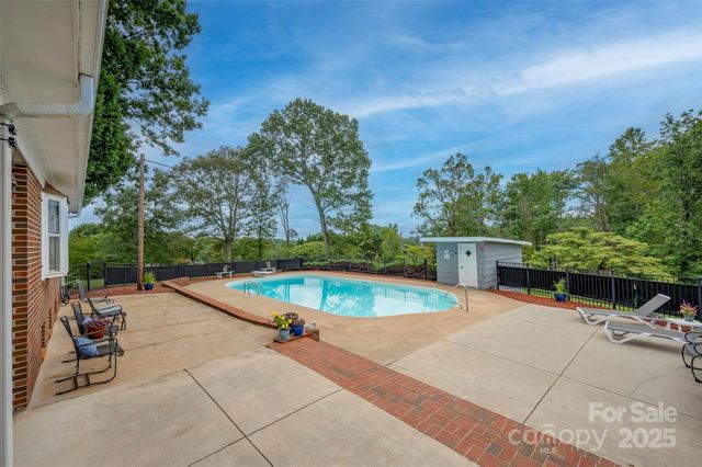 1885 Rock Road, Rutherfordton, NC 28139