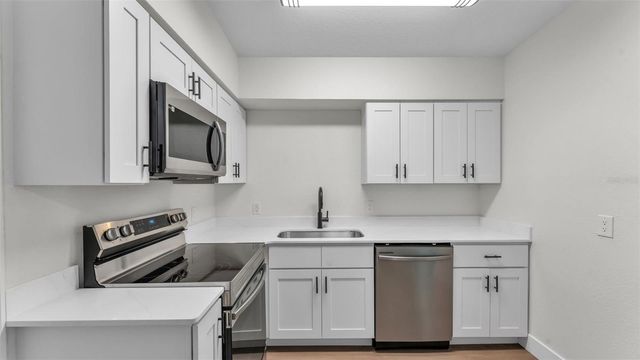 3023 BELLWOOD AVENUE, Lakeland, FL 33803