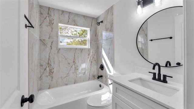 3023 BELLWOOD AVENUE, Lakeland, FL 33803