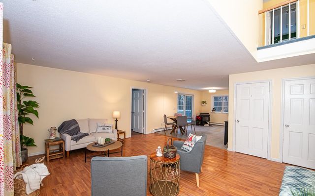 70A Old County Rd, Plaistow, NH 03865