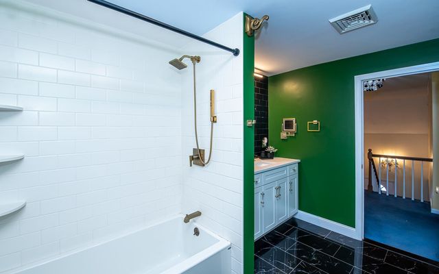 70A Old County Rd, Plaistow, NH 03865