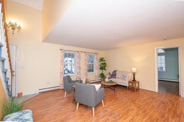 70A Old County Rd, Plaistow, NH 03865