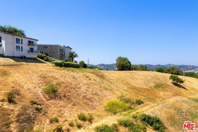 3586 N Mimosa Drive, Los Angeles, CA 90065