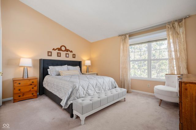 11231 Fonthill Drive, Indianapolis, IN 46236