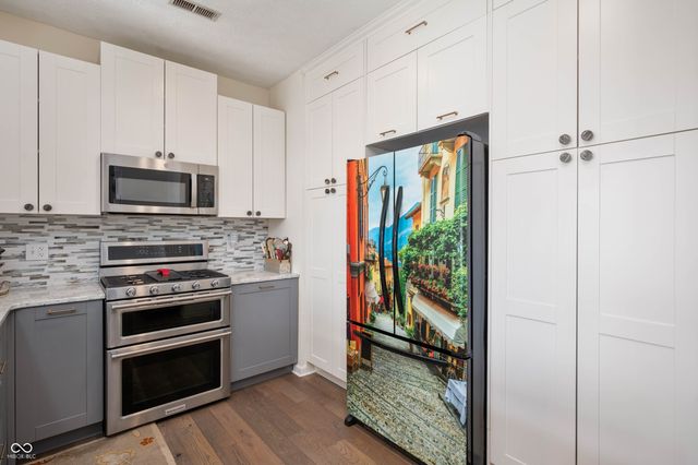 11231 Fonthill Drive, Indianapolis, IN 46236