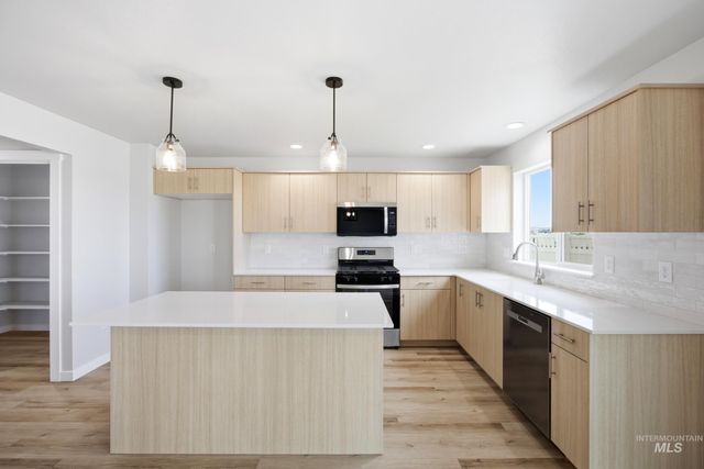 7278 W Trumbull Ct, Eagle, ID 83616