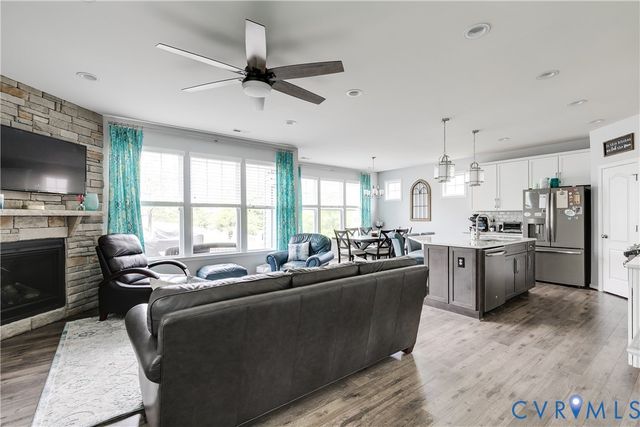 8991 Ringview Dr, Mechanicsville, VA 23116
