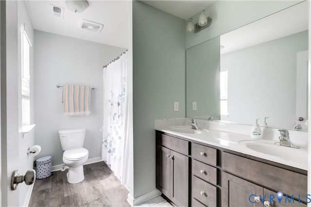 8991 Ringview Dr, Mechanicsville, VA 23116