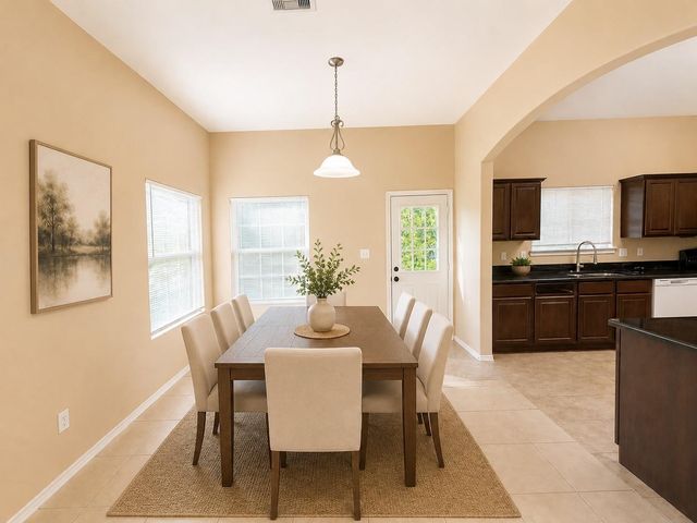 9104 N Green River Drive E, Houston, TX 77078