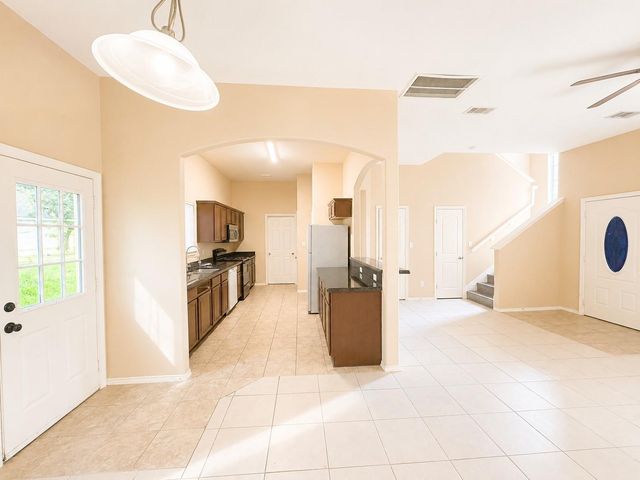 9104 N Green River Drive E, Houston, TX 77078