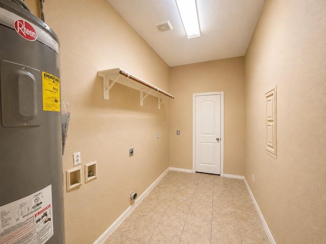 9104 N Green River Drive E, Houston, TX 77078