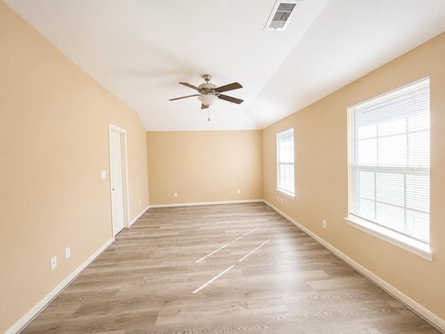 9104 N Green River Drive E, Houston, TX 77078