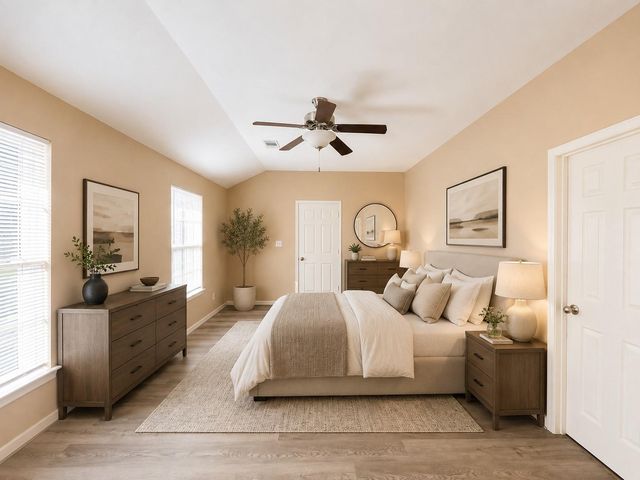 9104 N Green River Drive E, Houston, TX 77078