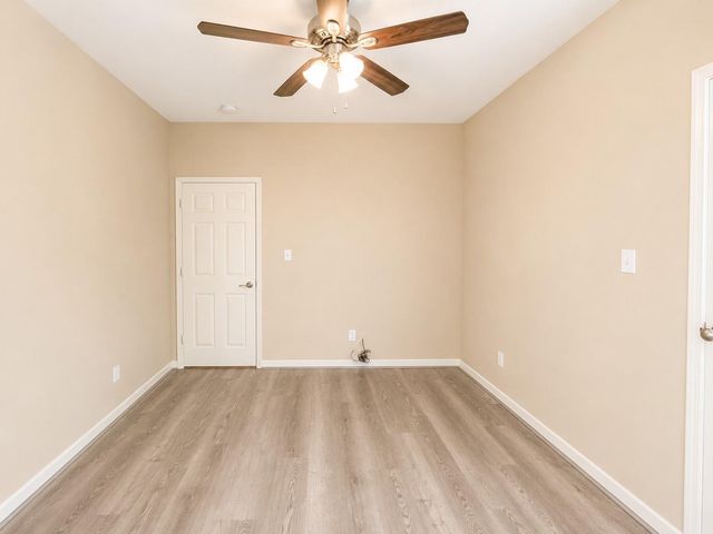 9104 N Green River Drive E, Houston, TX 77078