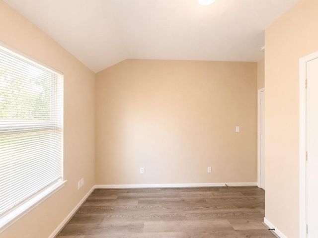 9104 N Green River Drive E, Houston, TX 77078