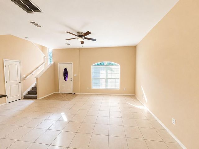 9104 N Green River Drive E, Houston, TX 77078
