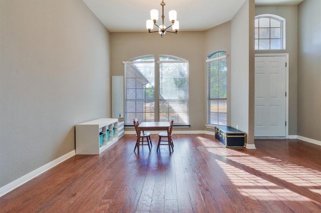 602 Leisurewoods DR, Buda, TX 78610