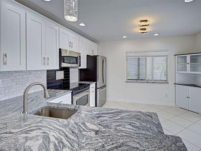 262 CERROMAR WAY S 53, Venice, FL 34293