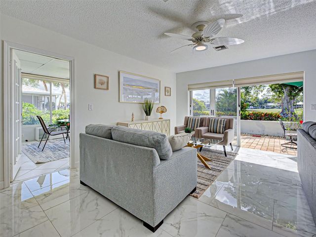 262 CERROMAR WAY S 53, Venice, FL 34293