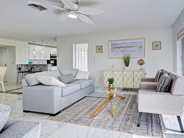 262 CERROMAR WAY S 53, Venice, FL 34293