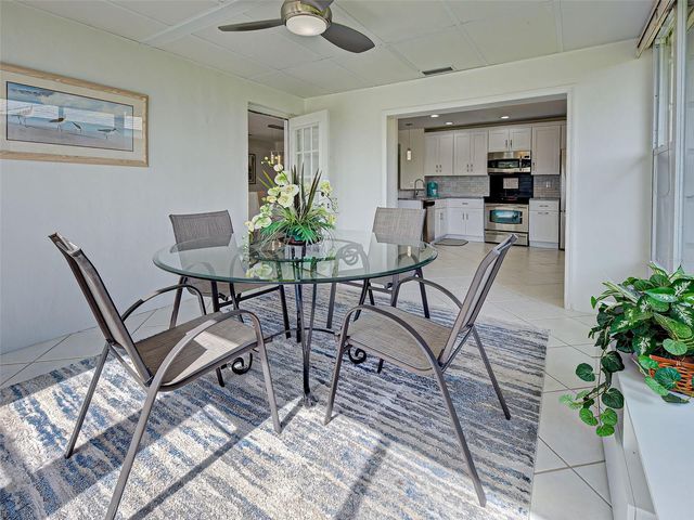 262 CERROMAR WAY S 53, Venice, FL 34293
